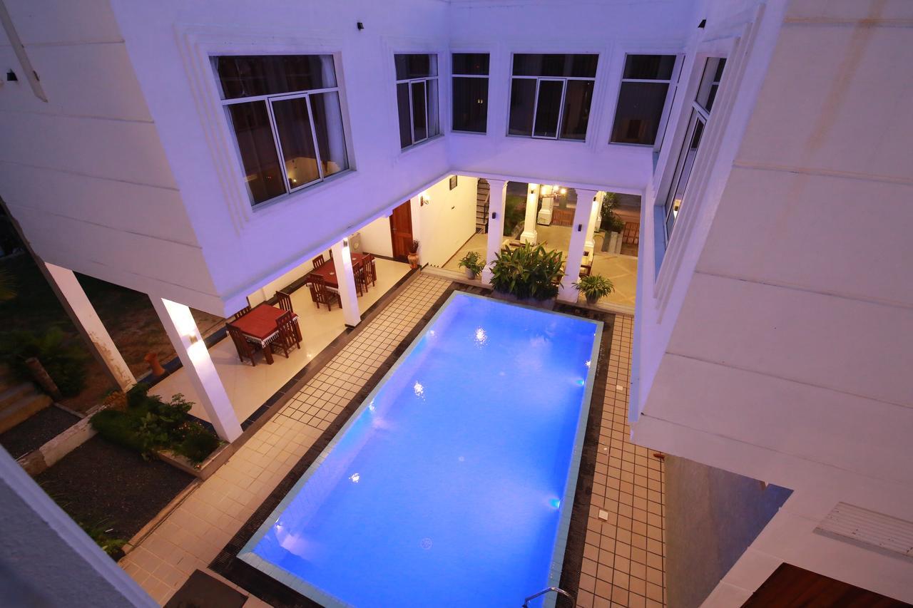 Hikka Boutique Hotell Narigama Exteriör bild